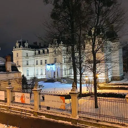 Grand De Luxe Lviv