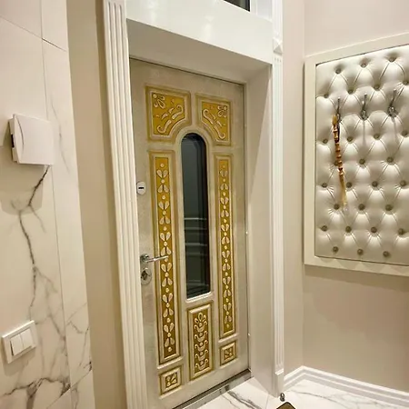 Grand De Luxe Apartmán *