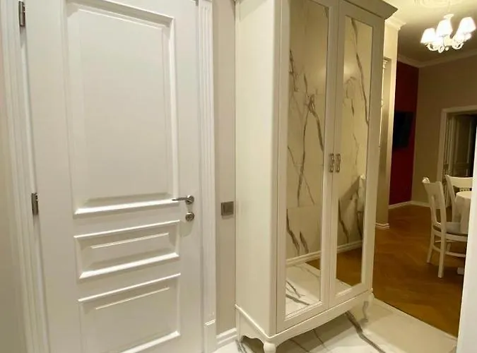 Grand De Luxe Apartamento Leópolis